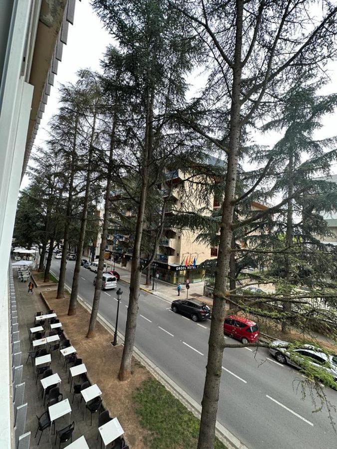 Apartamento De Lucerito Apartment ฮากา ภายนอก รูปภาพ